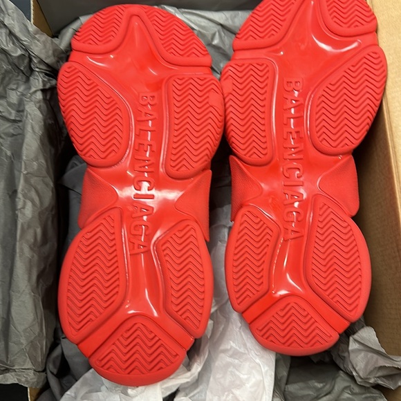 Balenciaga triple S - Picture 3 of 7
